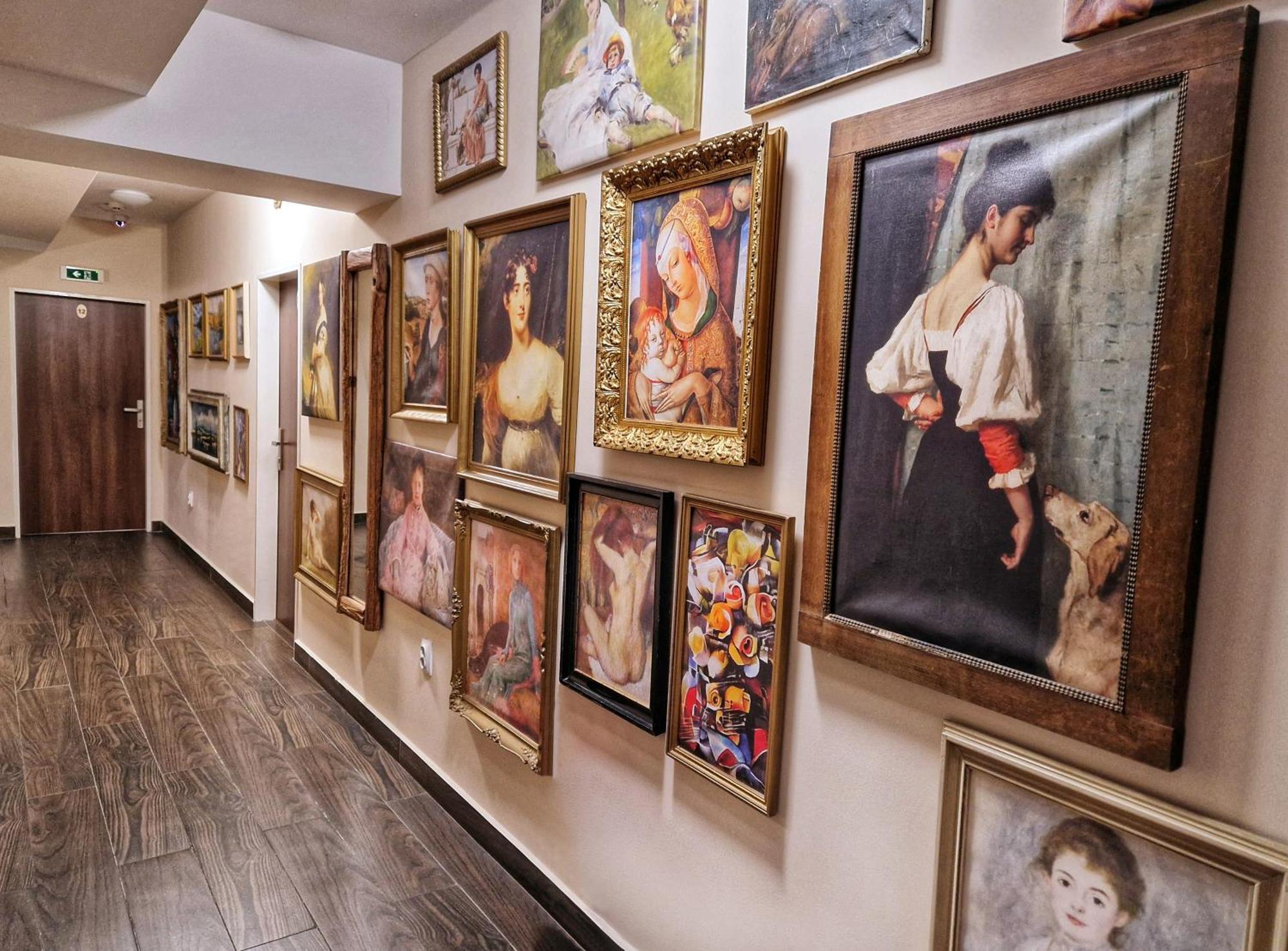 In Spirit, Hotel V Roznovskem Pivovaru - Pivni Lazne, Wellness & Cokoladovna Rožnov pod Radhoštěm Kültér fotó